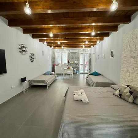 Alfonsino House Holiday home *